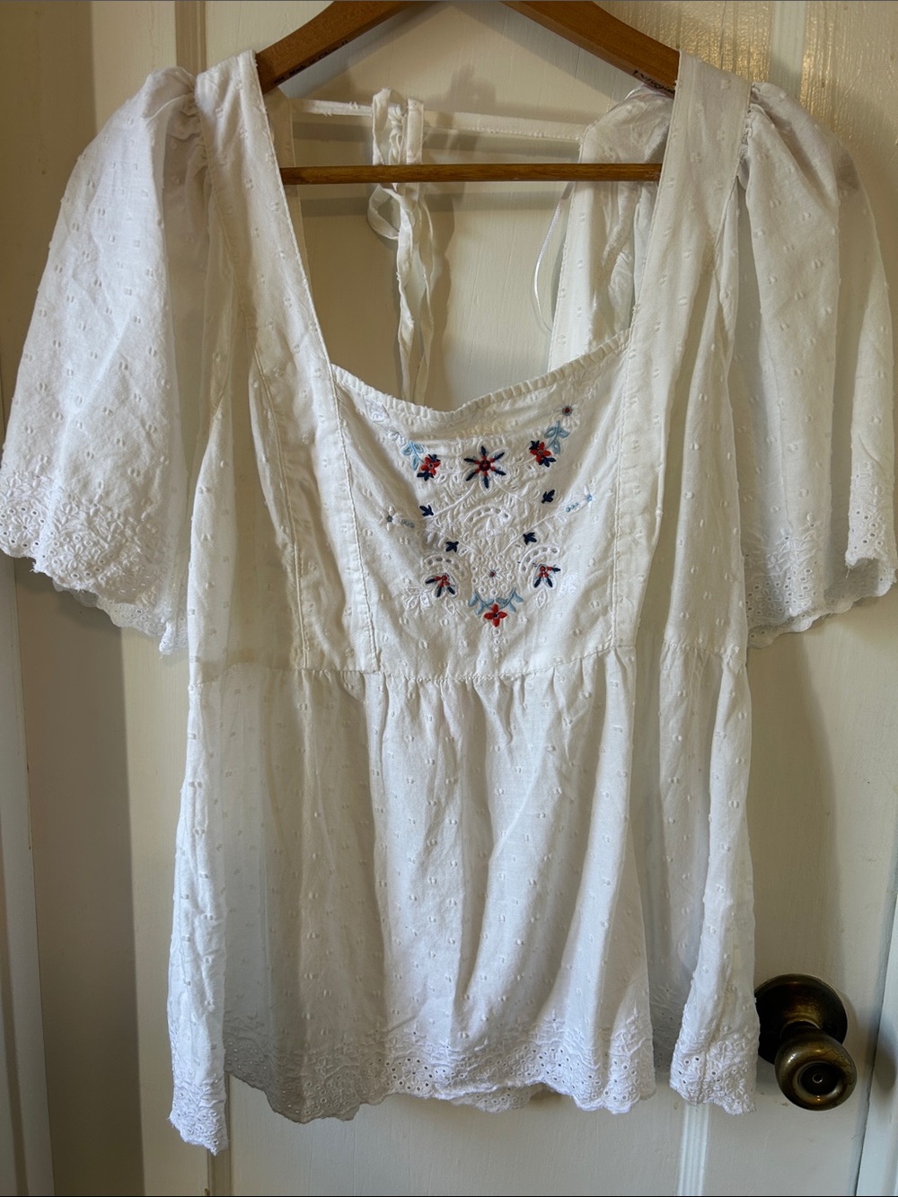 Old Navy White Flowy Boho Cotton Top